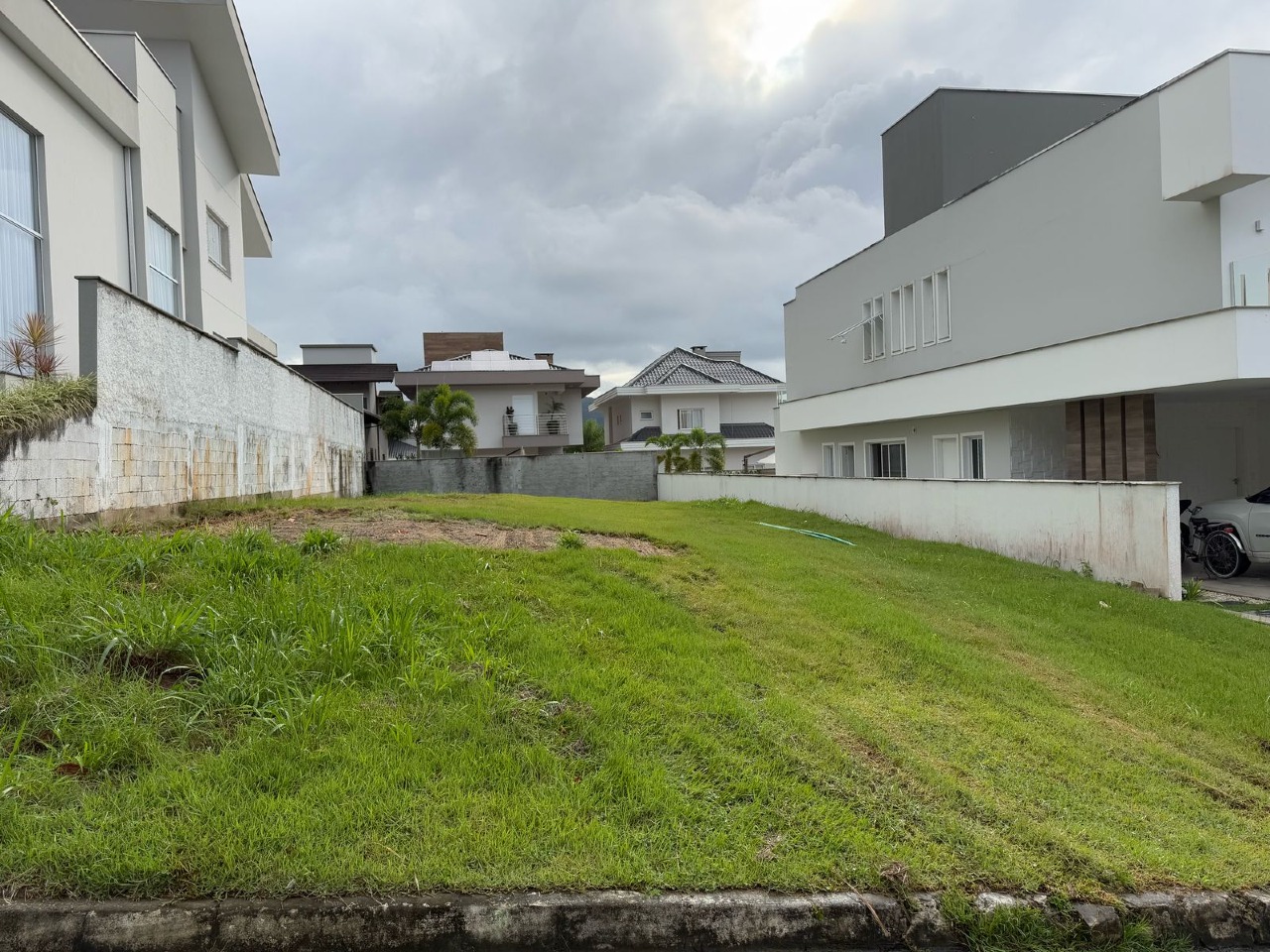 Terreno à venda no bairro Itoupava Central: 