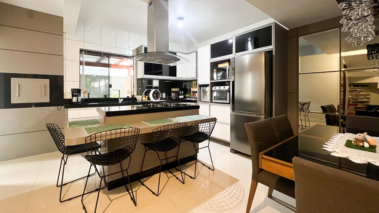 Casa à venda no bairro Salto do Norte: 