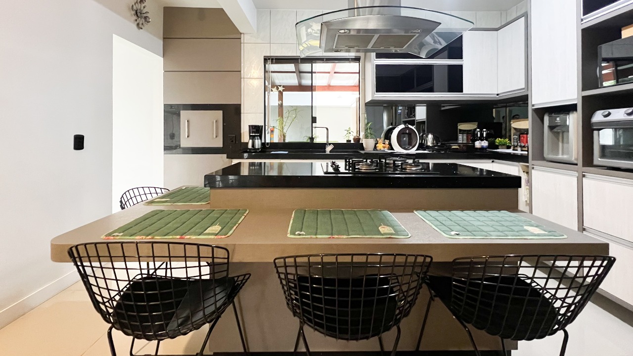 Casa à venda no bairro Salto do Norte: 