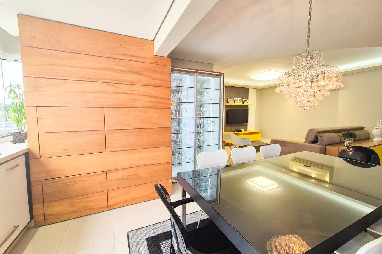 Apartamento à venda no bairro Vila Nova: 
