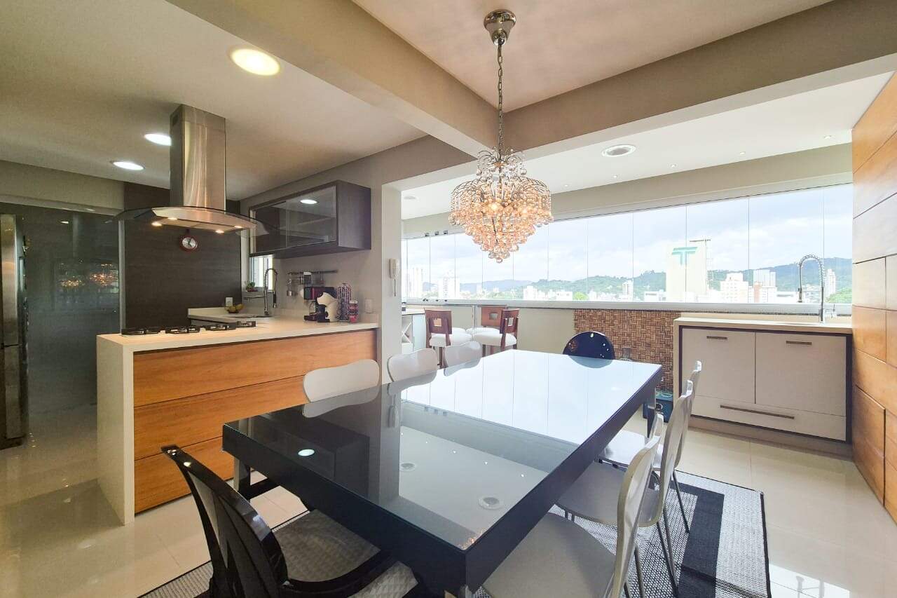 Apartamento à venda no bairro Vila Nova: