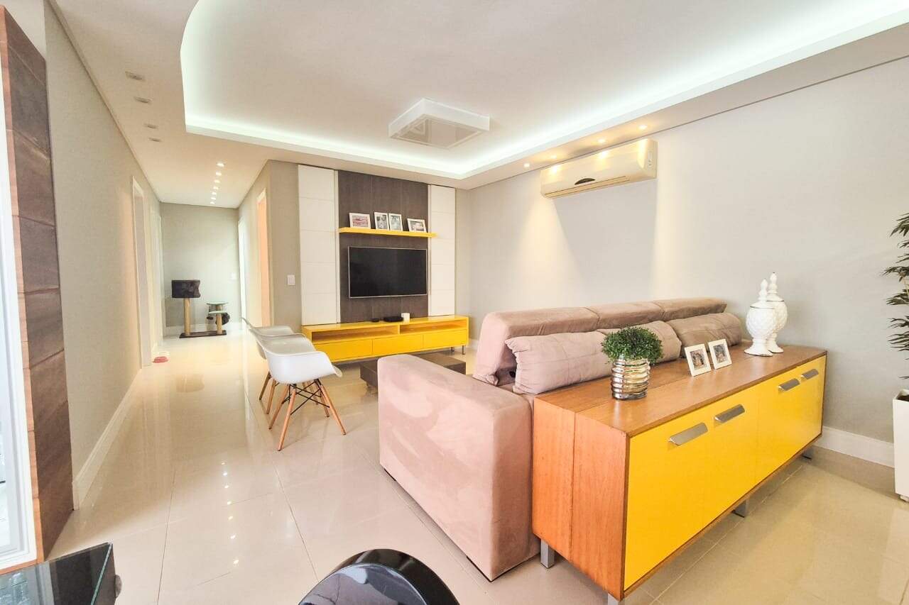 Apartamento à venda no bairro Vila Nova: 