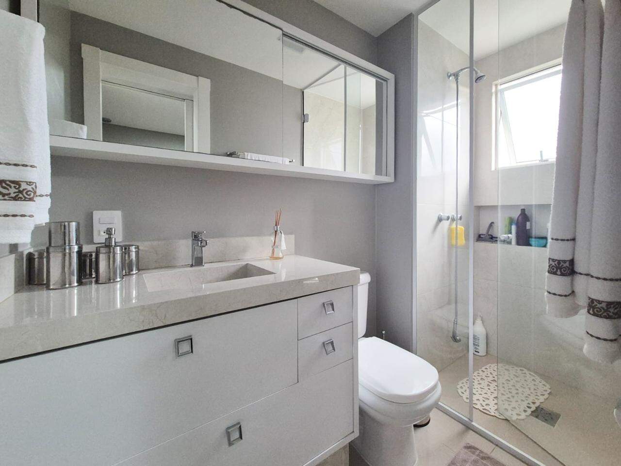 Apartamento à venda no bairro Vila Nova: 