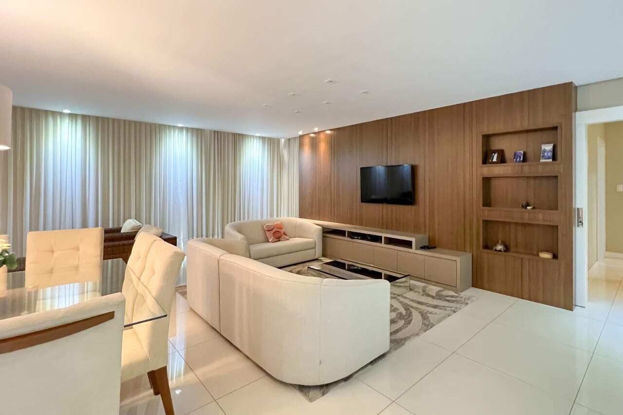 Apartamento à venda no bairro Vorstadt: 