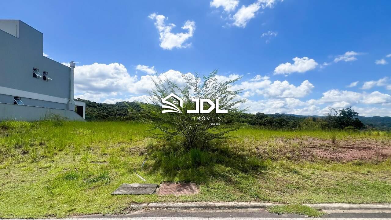 Terreno à venda no bairro Ponta Aguda: 