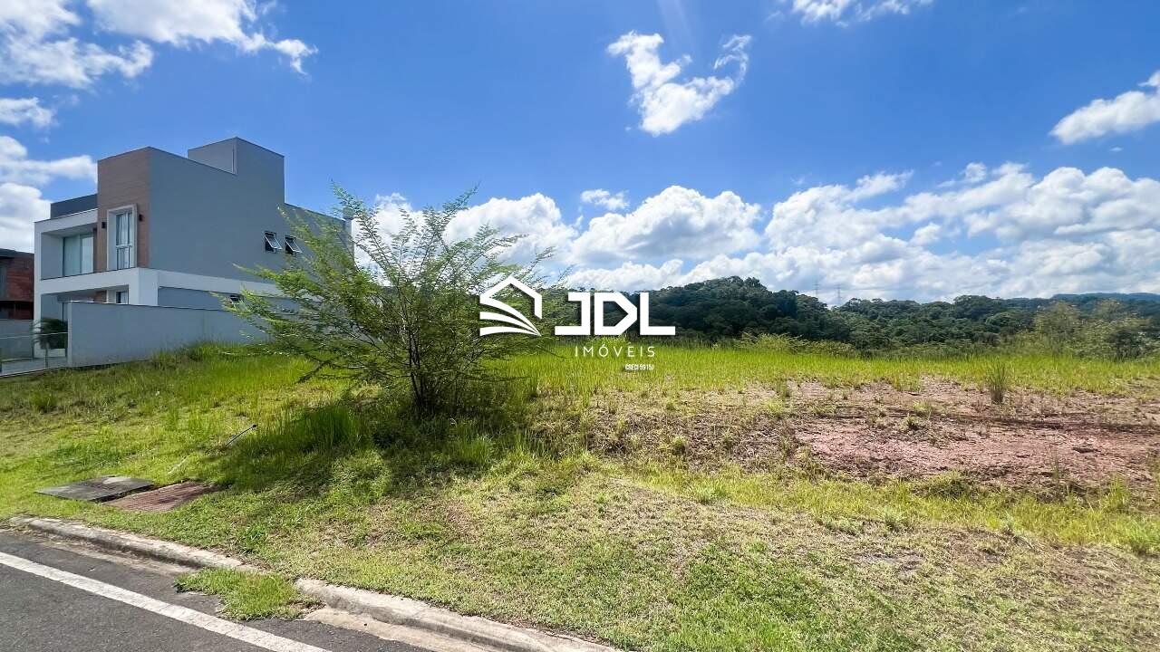 Terreno à venda no bairro Ponta Aguda: 