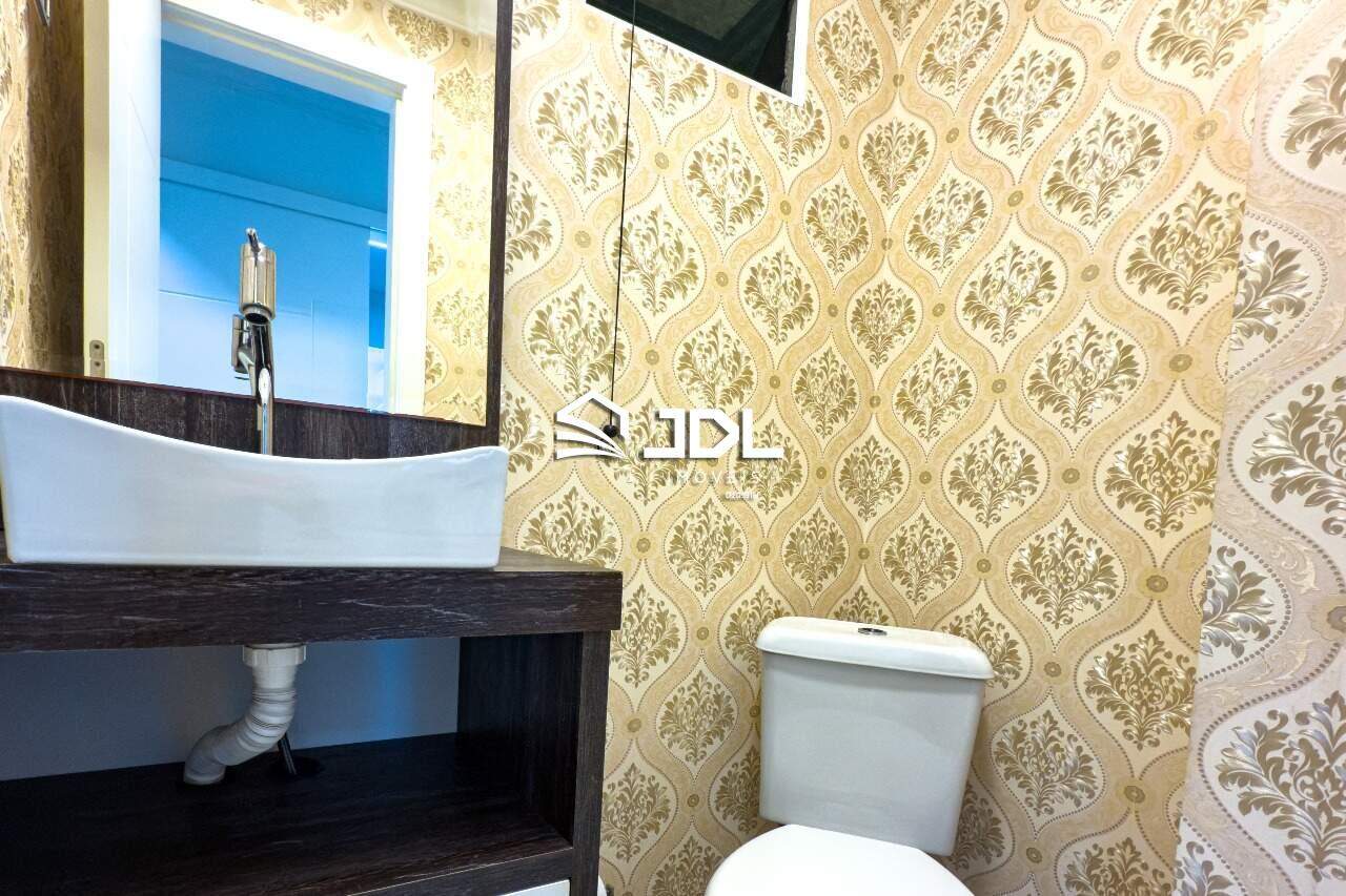 Apartamento à venda no bairro Velha: 