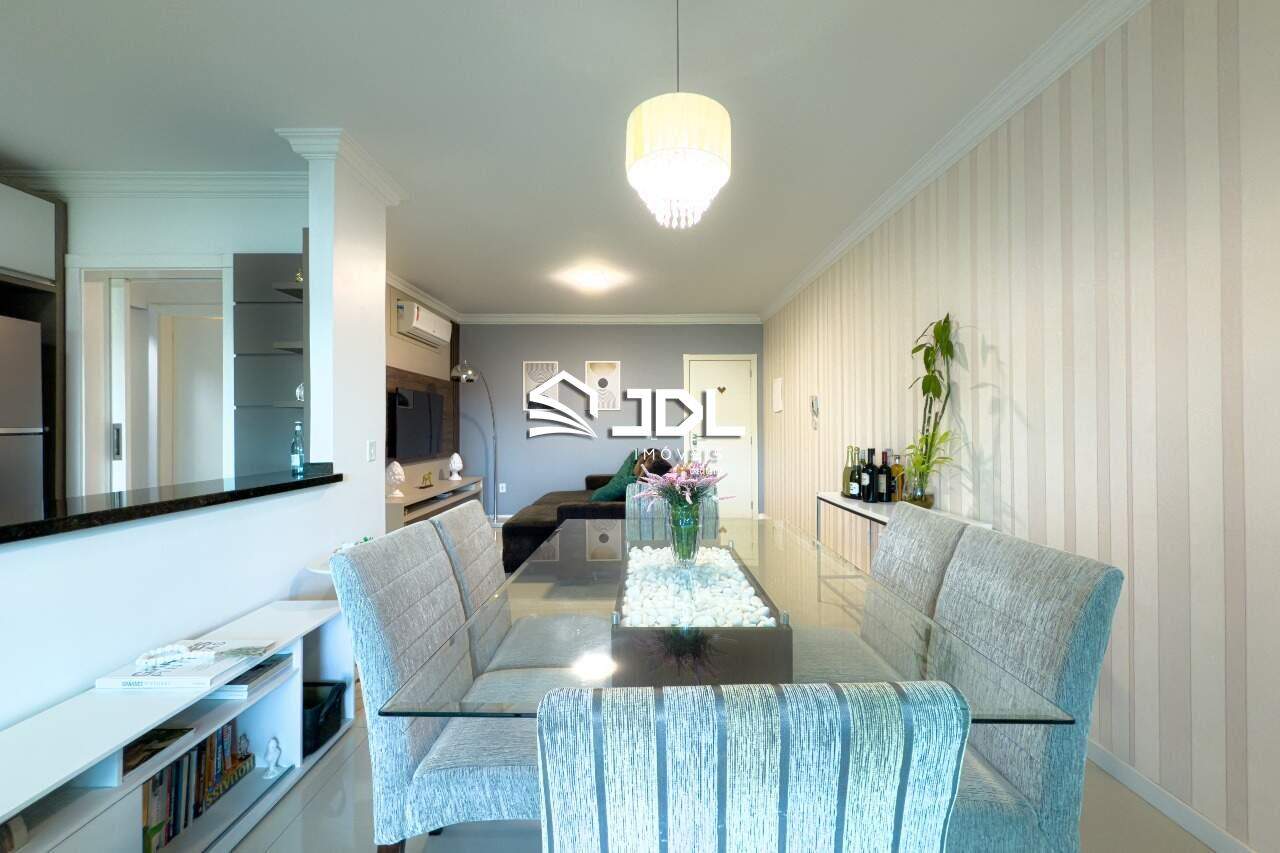 Apartamento à venda no bairro Velha: 