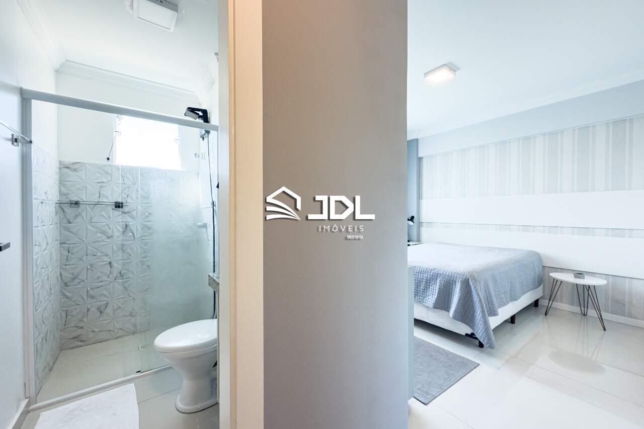 Apartamento à venda no bairro Velha: 