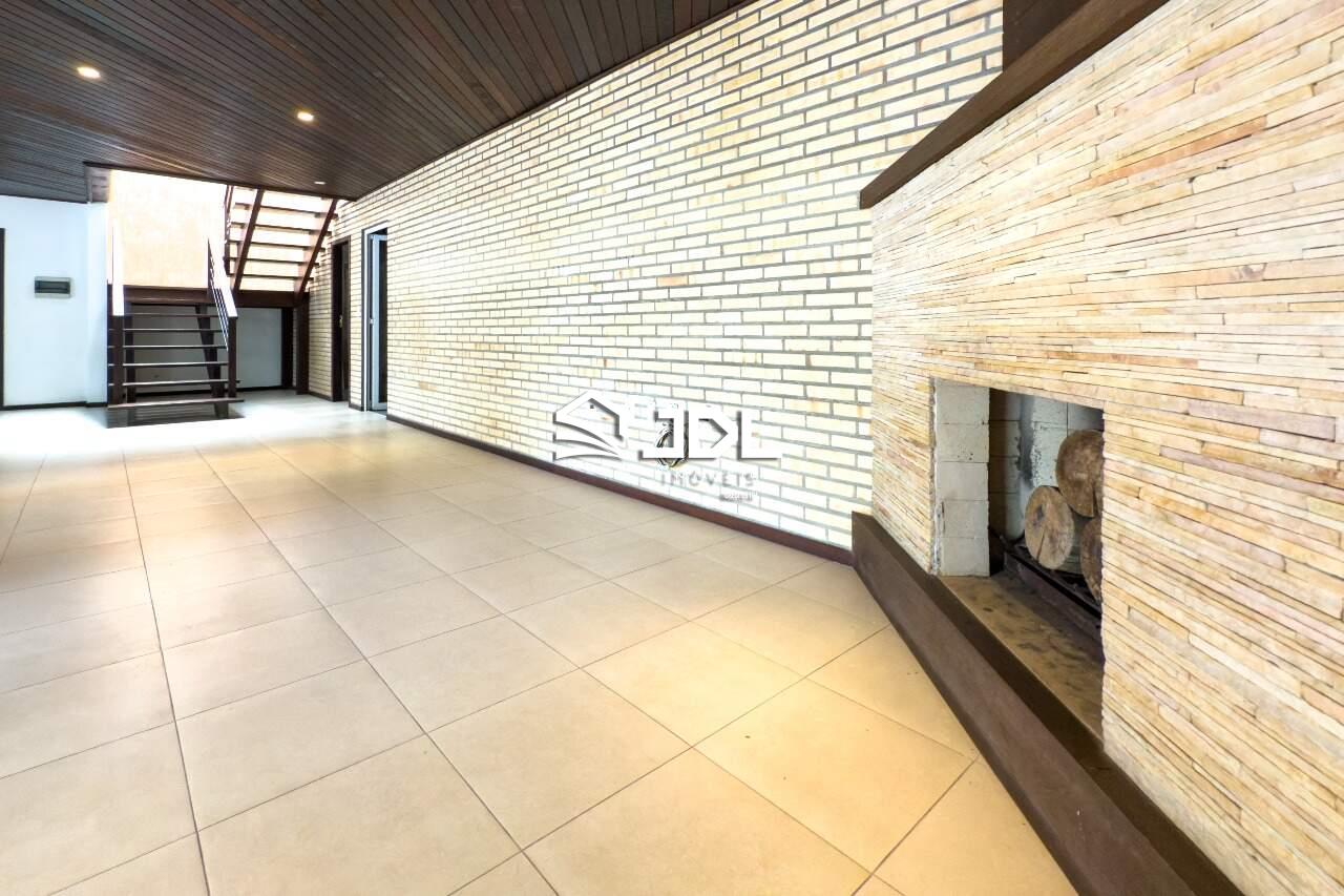 Casa à venda no bairro Escola Agrícola: 