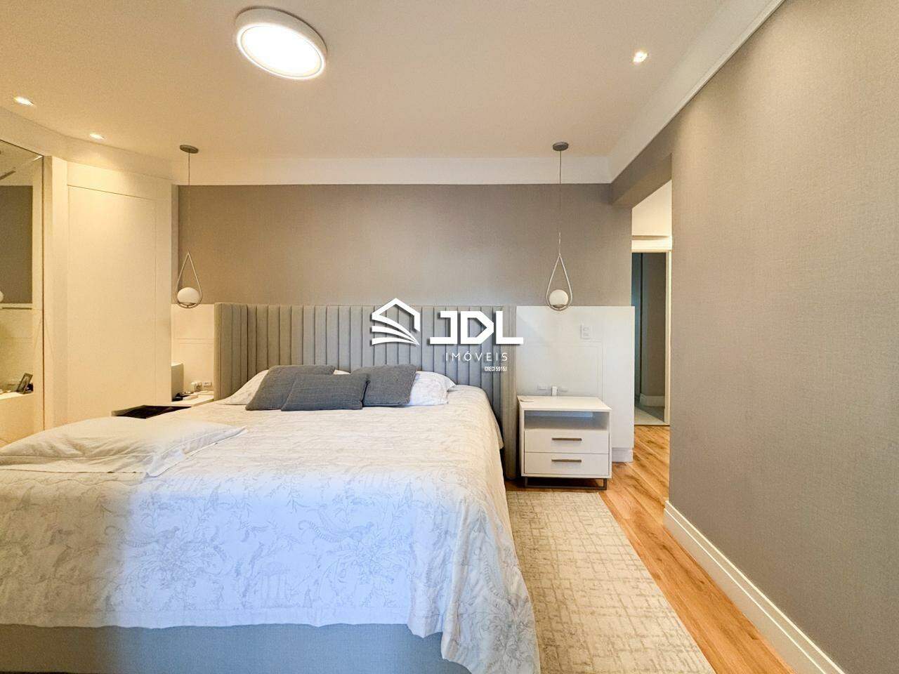 Apartamento à venda no bairro Ponta Aguda: 