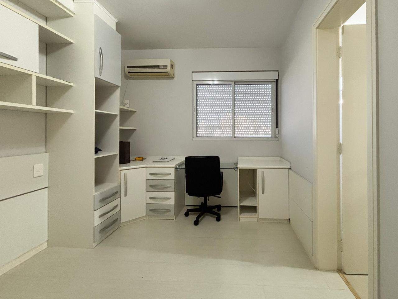 Apartamento à venda no bairro Victor Konder: 