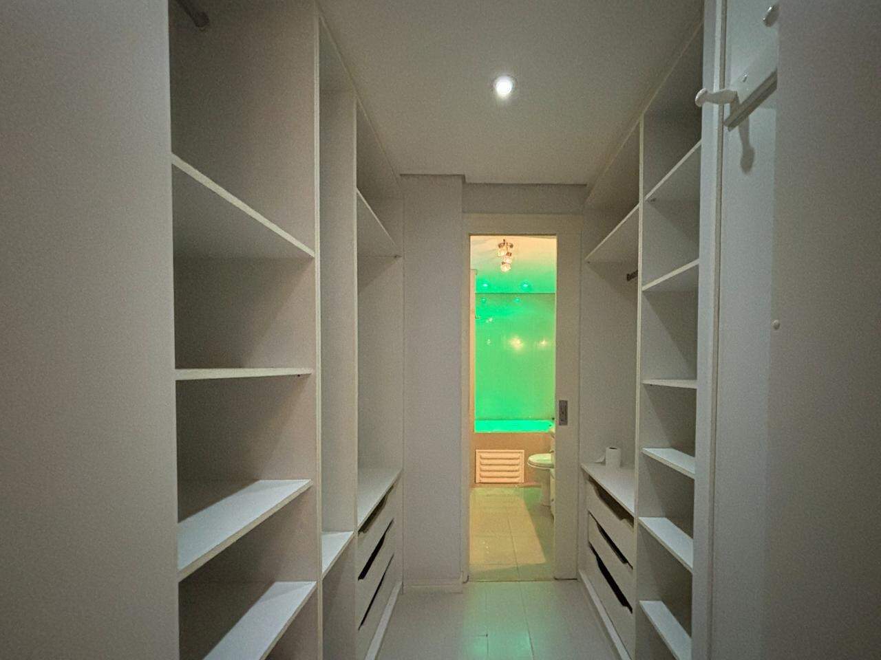 Apartamento à venda no bairro Victor Konder: 