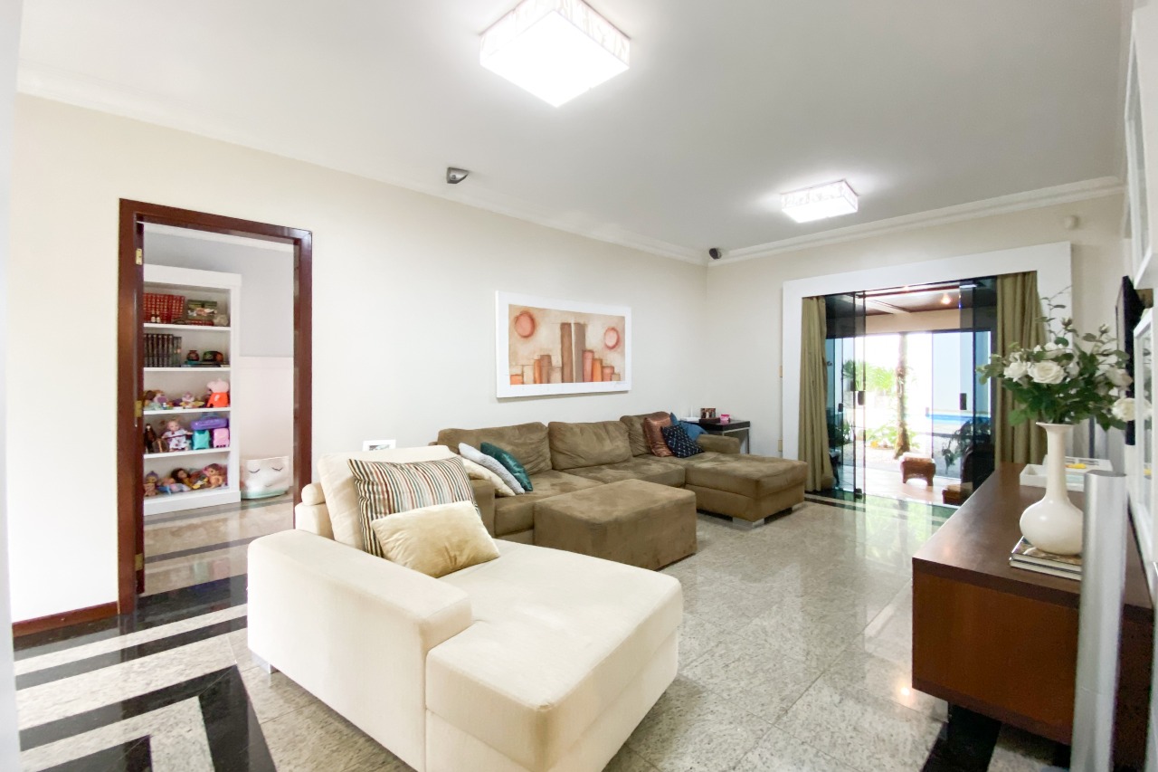 Casa à venda no bairro Velha: 