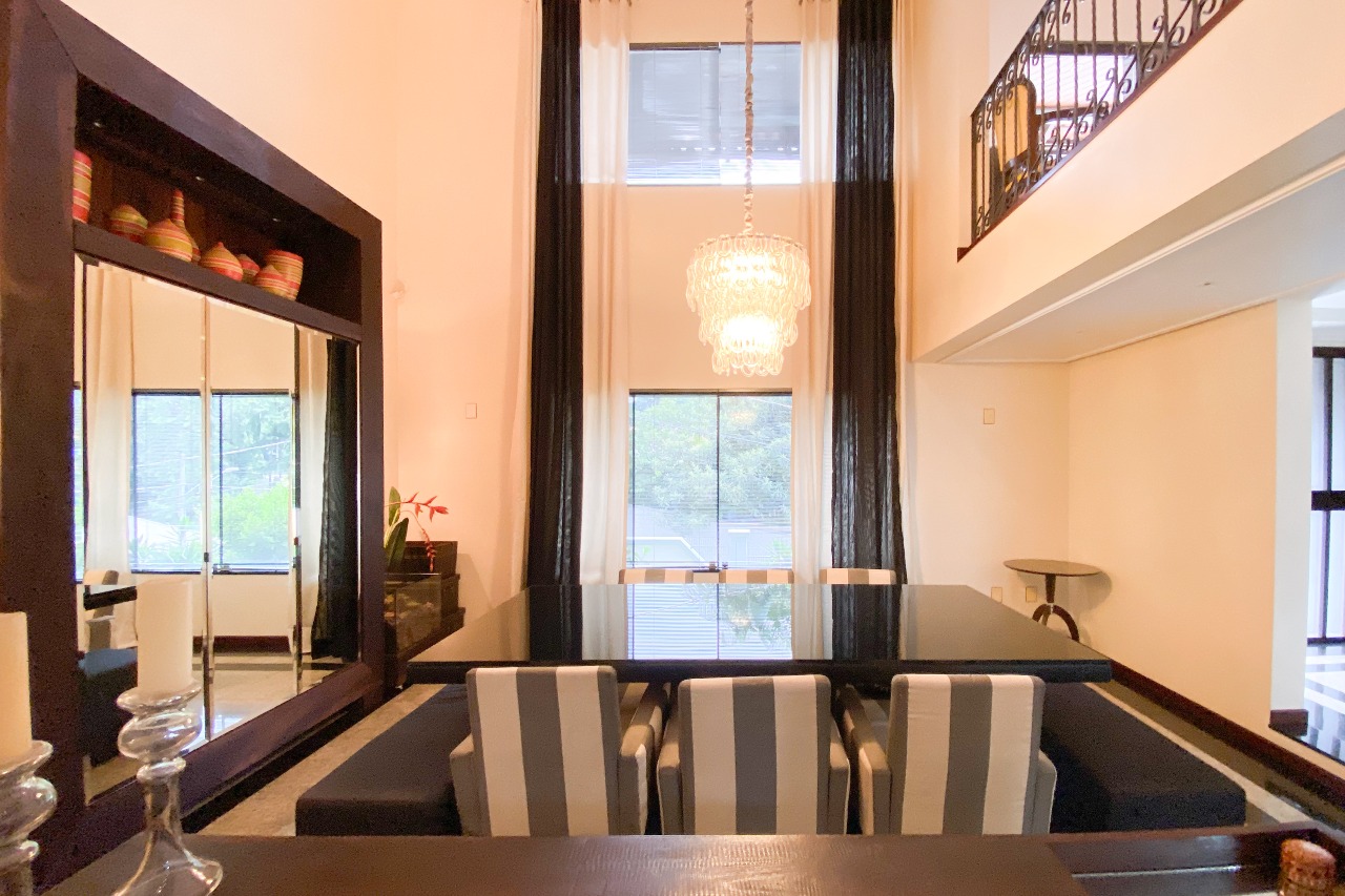 Casa à venda no bairro Velha: 