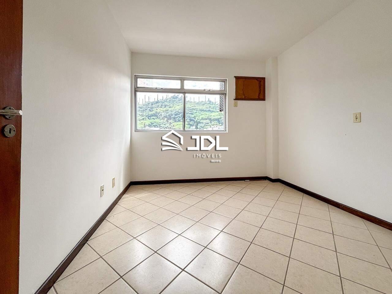 Apartamento à venda no bairro Ponta Aguda: 