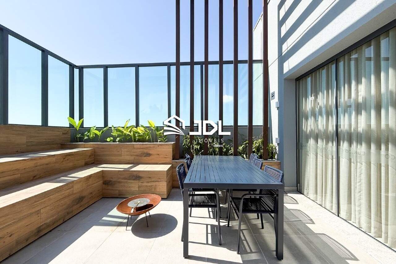 Apartamento à venda no bairro Praia de Armação do Itapocorói: 