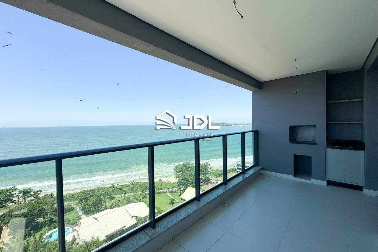 Apartamento à venda no bairro Praia de Armação do Itapocorói: 