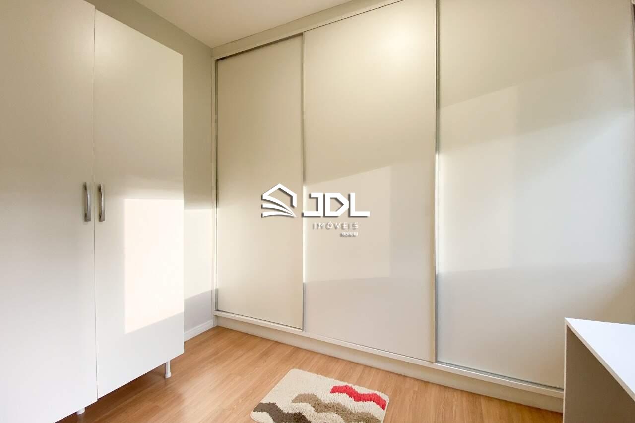 Casa à venda no bairro Velha Central: 