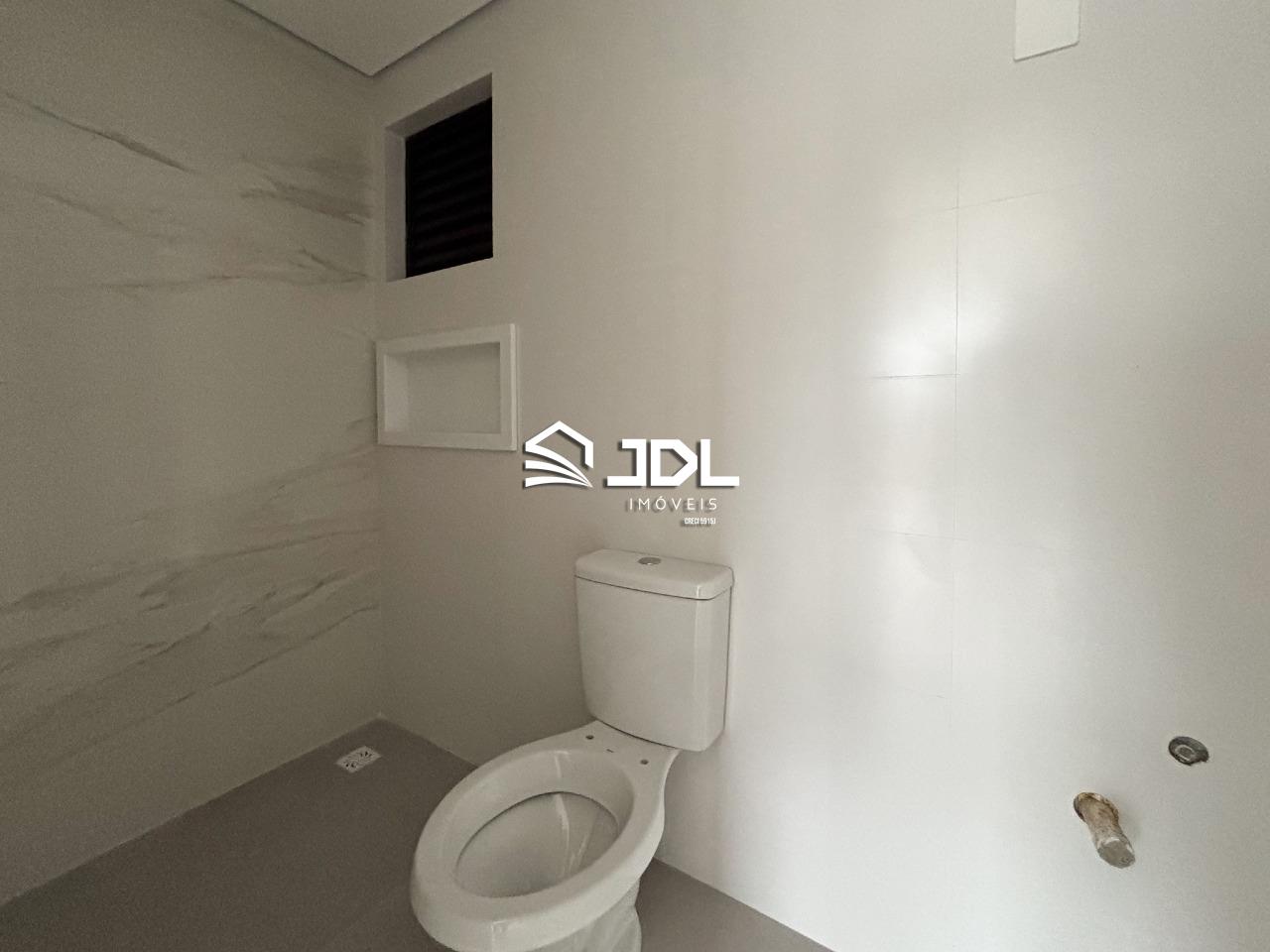 Apartamento à venda no bairro Velha: 