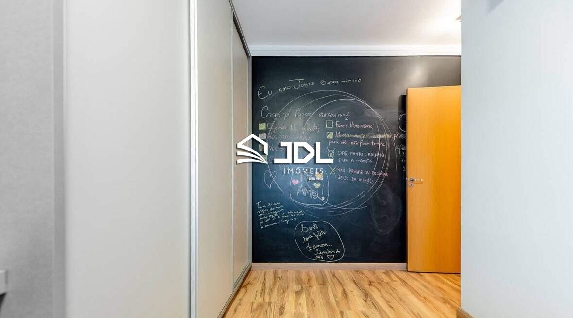 Apartamento à venda no bairro Velha: 