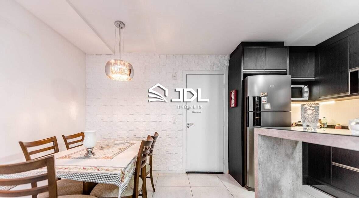 Apartamento à venda no bairro Velha: 