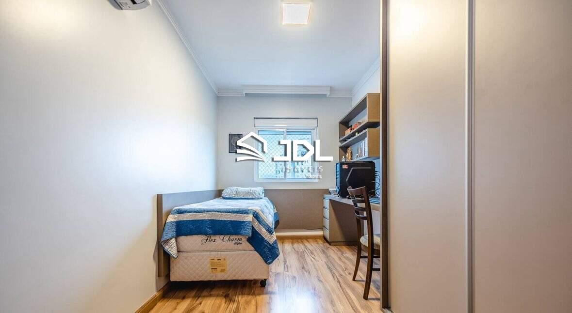 Apartamento à venda no bairro Velha: 