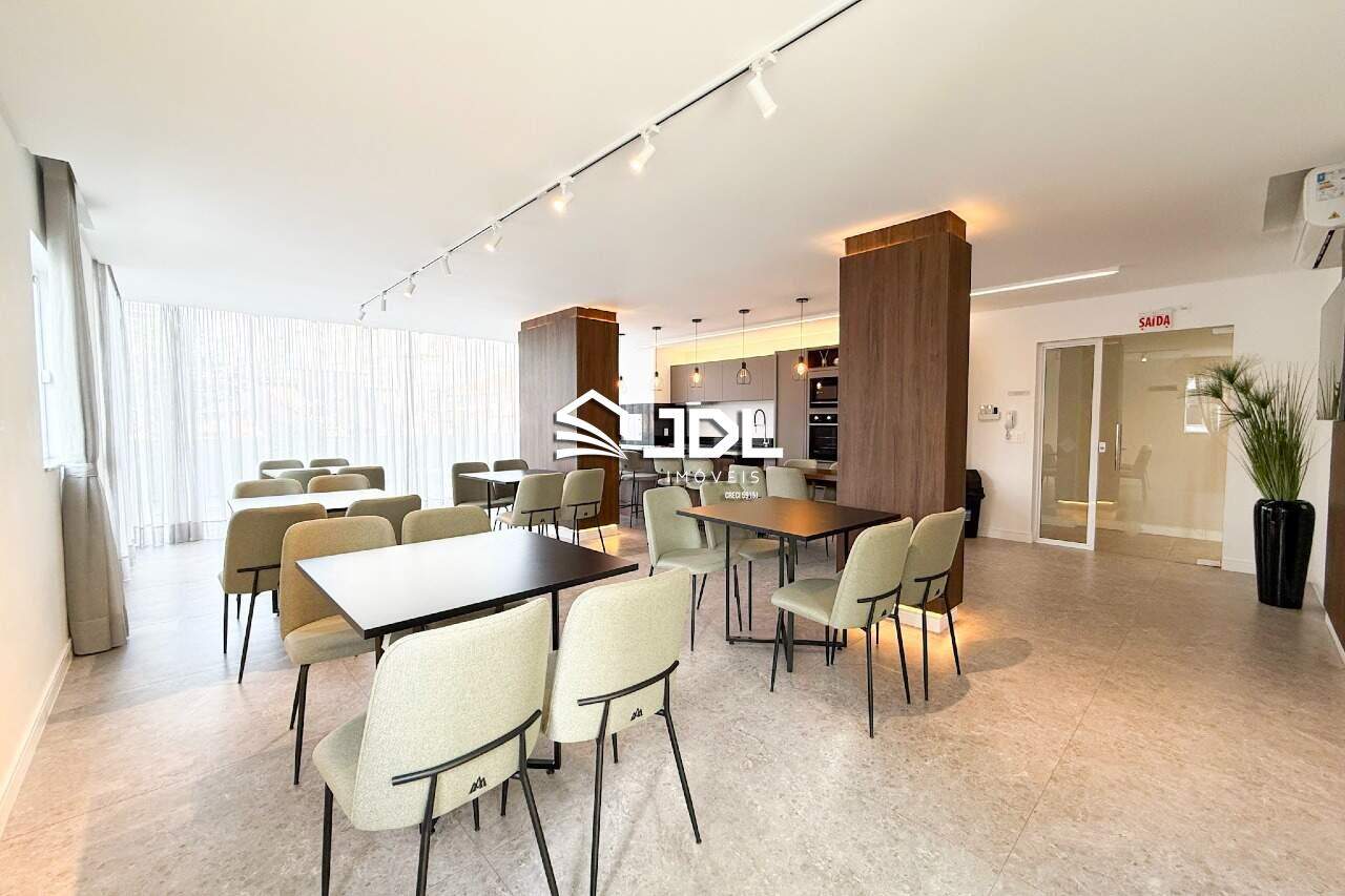 Apartamento à venda no bairro Velha: 