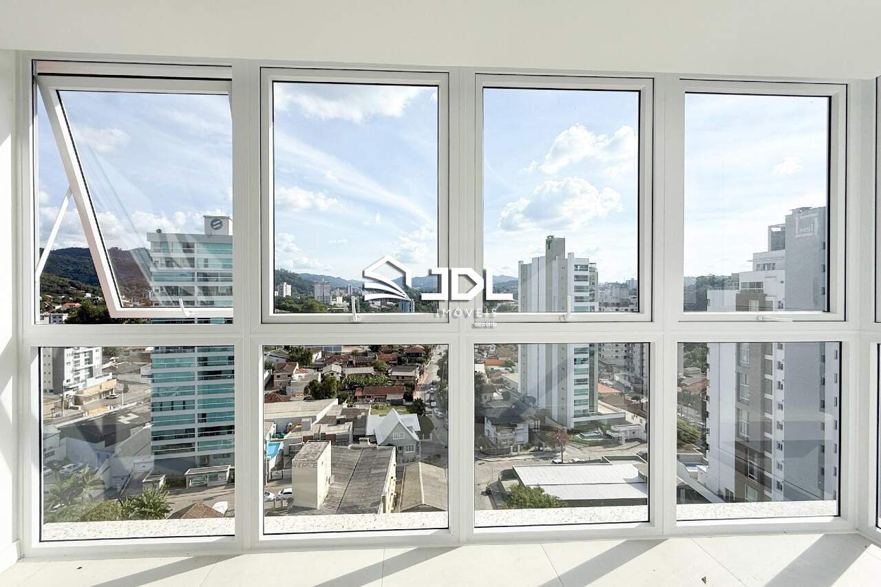 Apartamento à venda no bairro Velha: