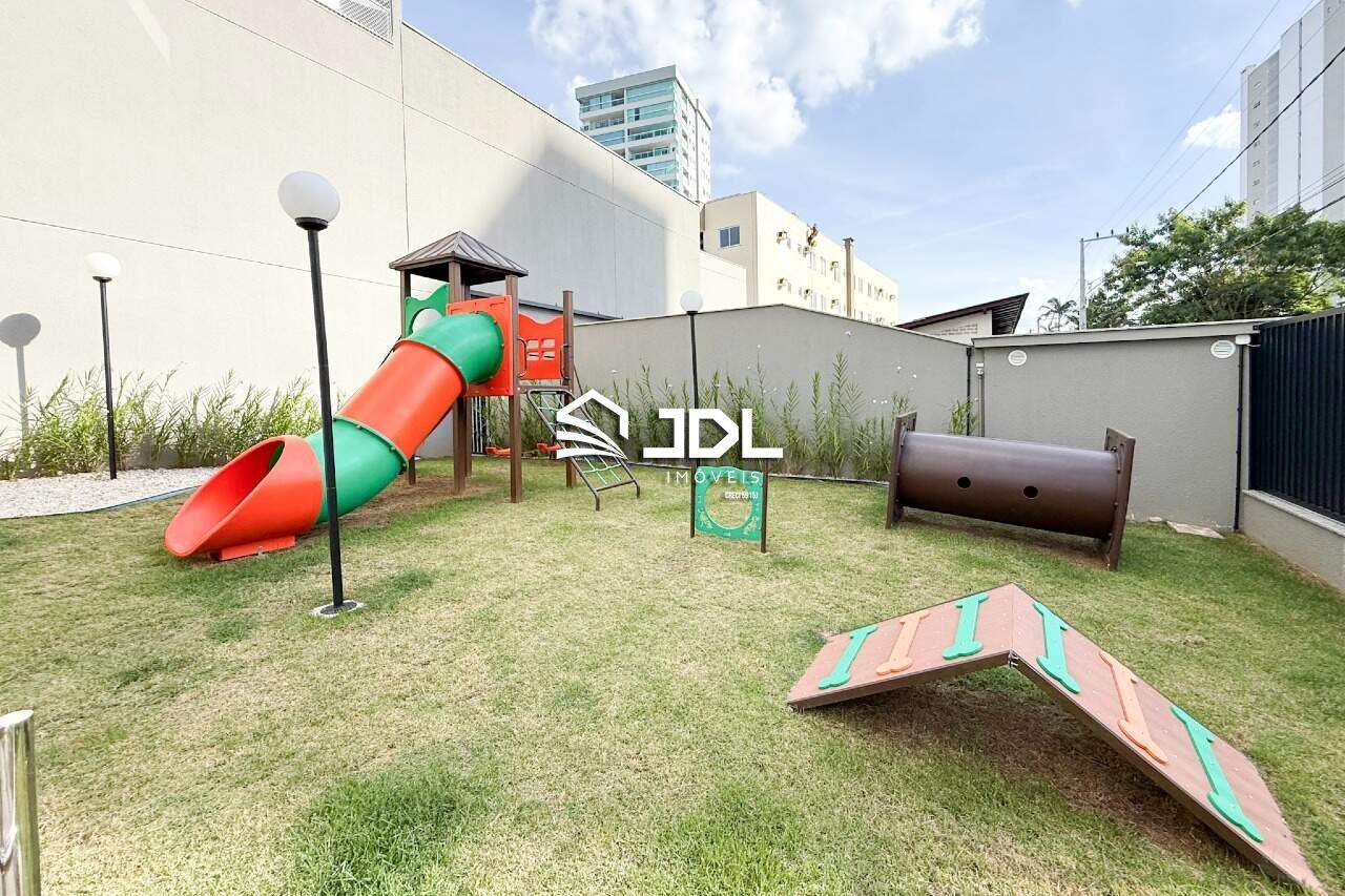 Apartamento à venda no bairro Velha: 