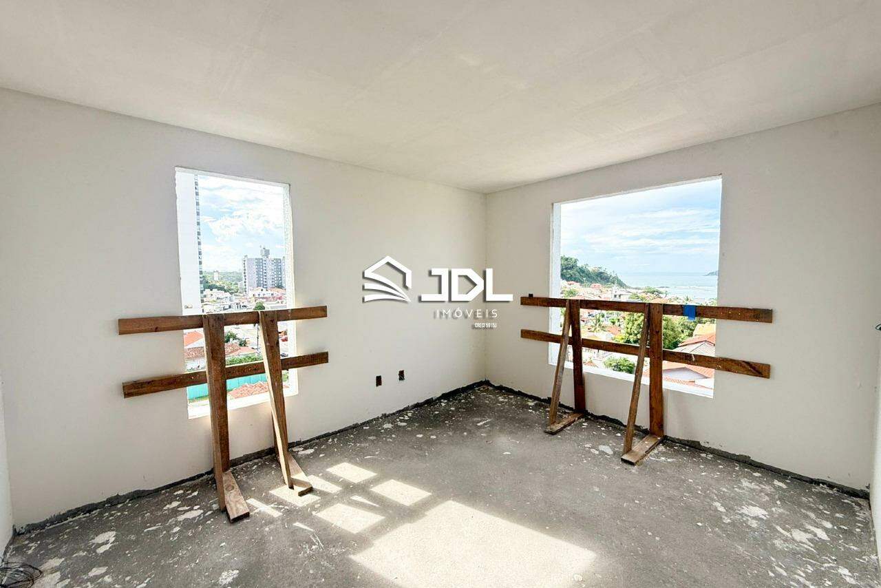 Apartamento à venda no bairro Centro: 