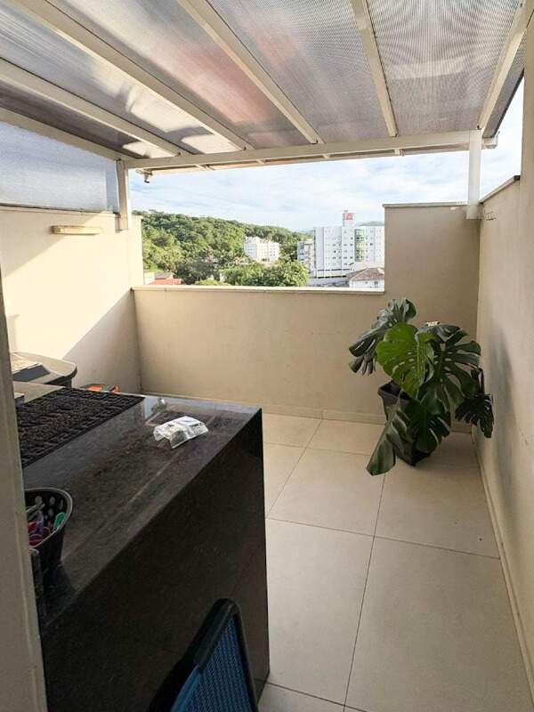 Sobrado à venda no bairro Tribess: 