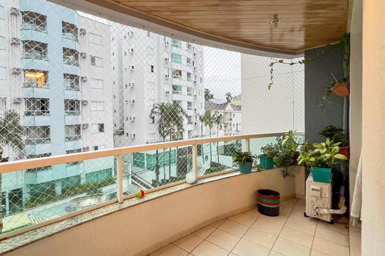 Apartamento à venda no bairro Victor Konder: