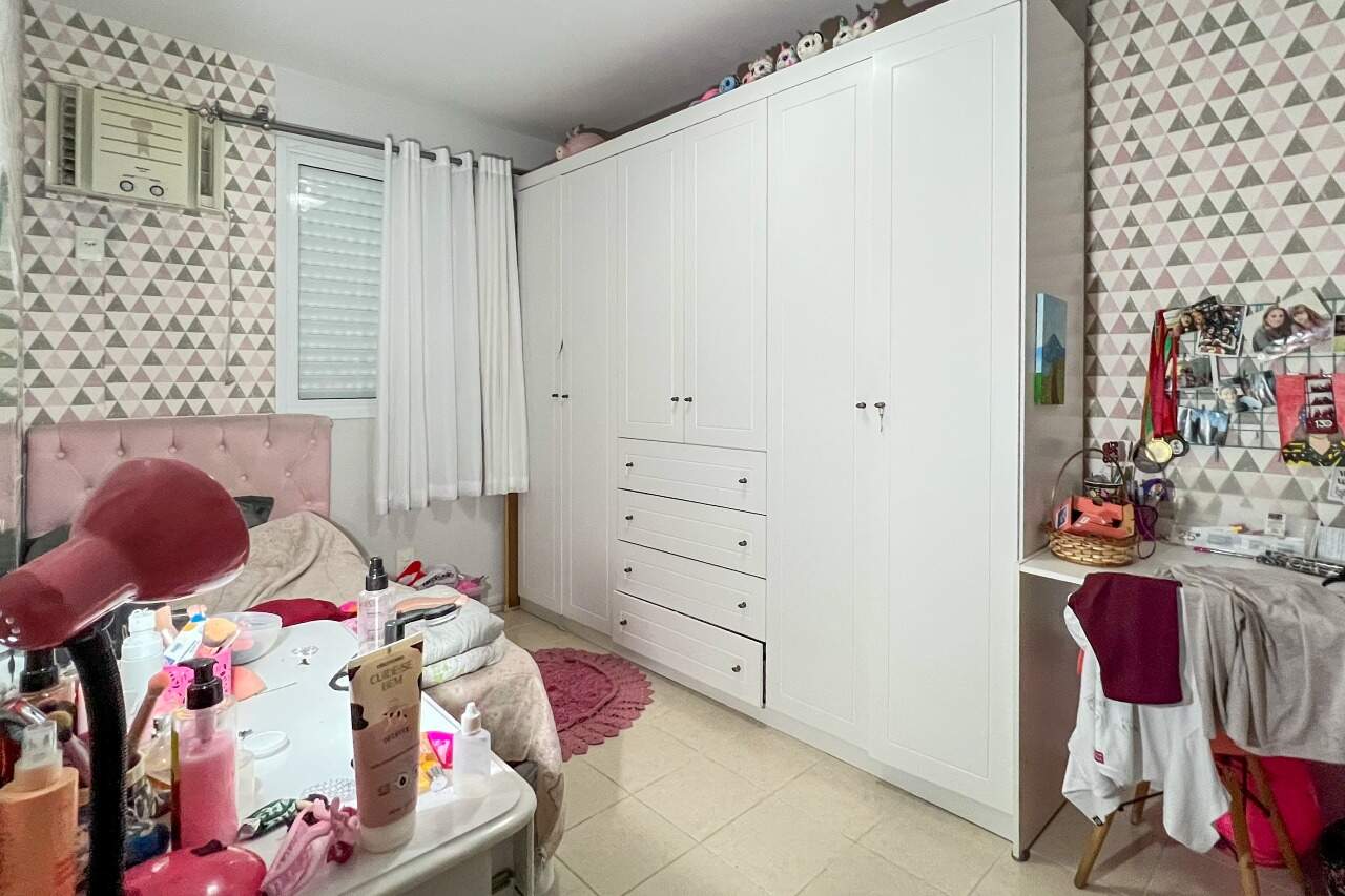 Apartamento à venda no bairro Victor Konder: 