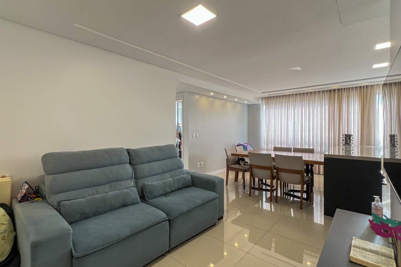 Apartamento à venda no bairro Vila Nova: