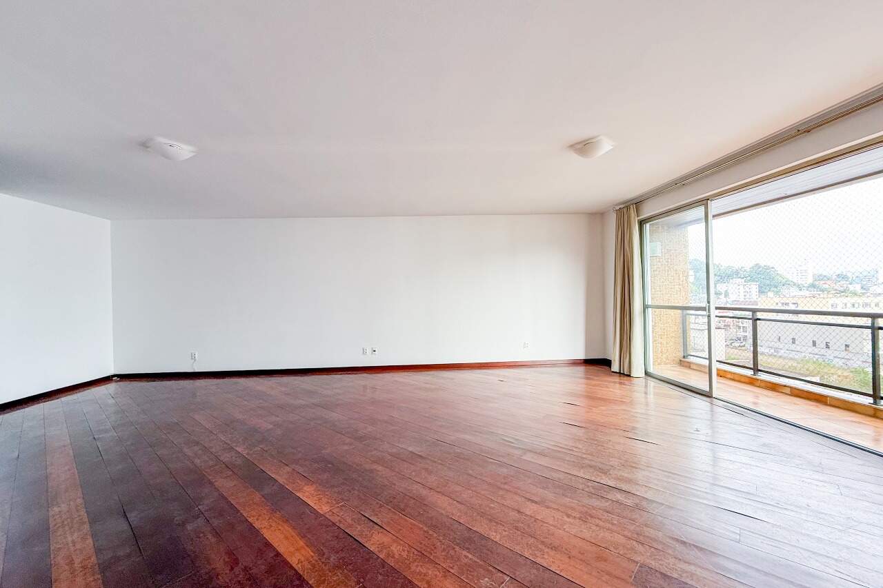 Apartamento à venda no bairro Centro: 
