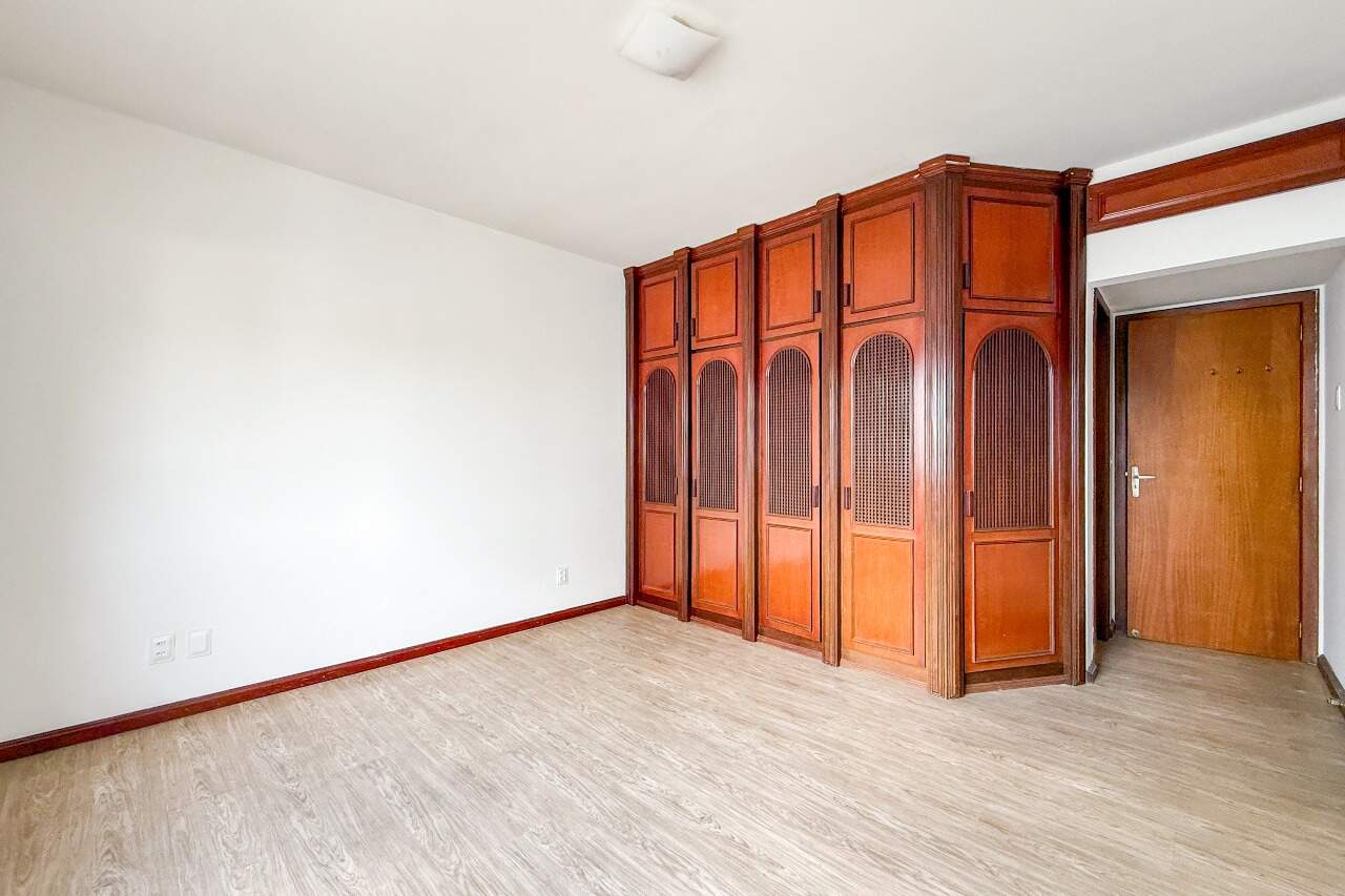 Apartamento à venda no bairro Centro: 