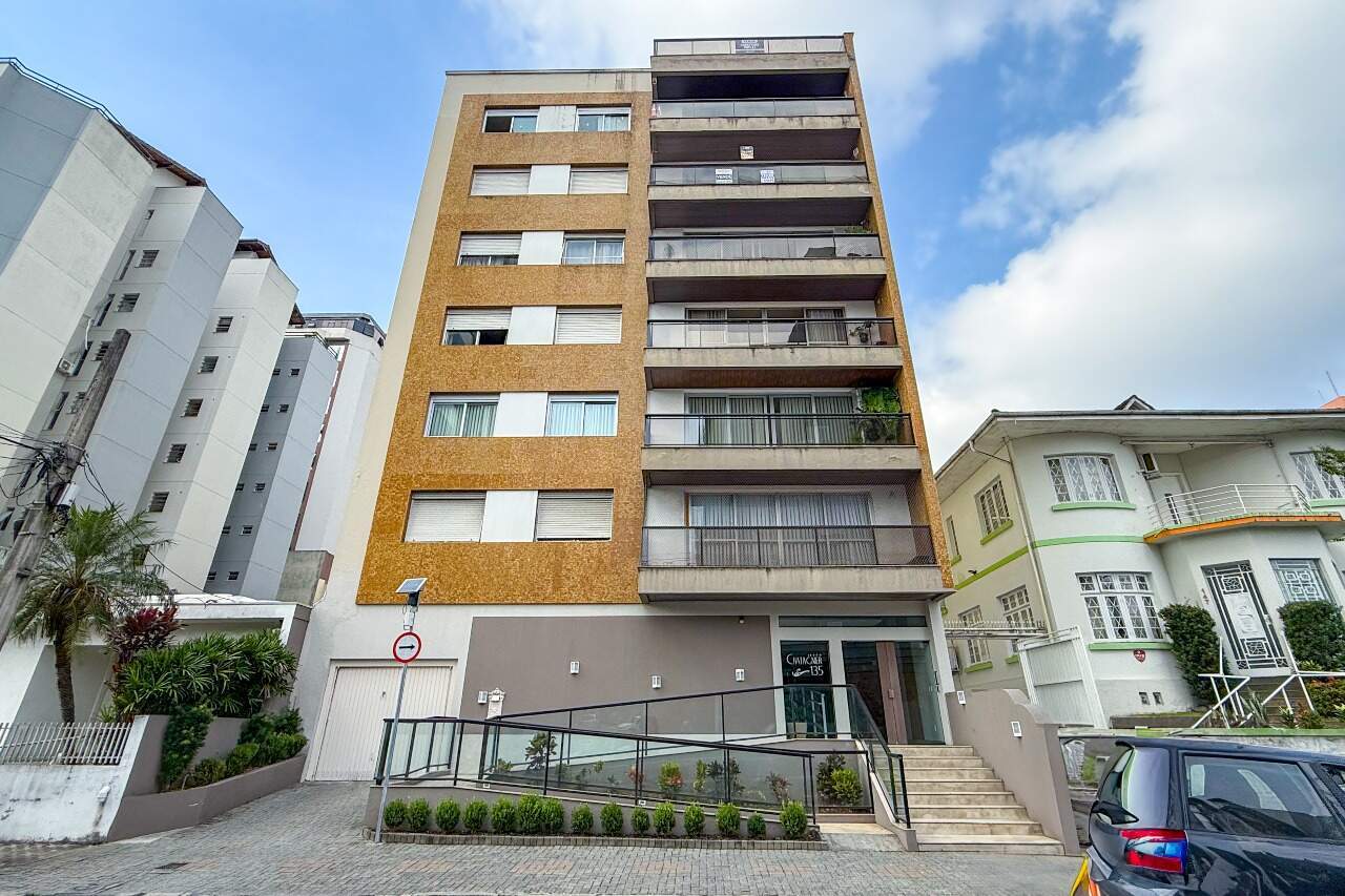 Apartamento à venda no bairro Centro: