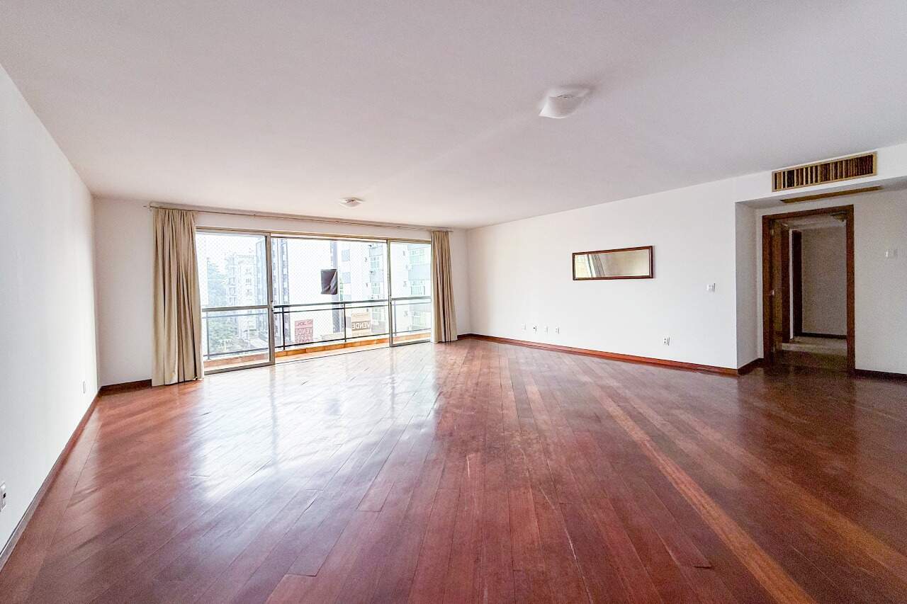 Apartamento à venda no bairro Centro: 