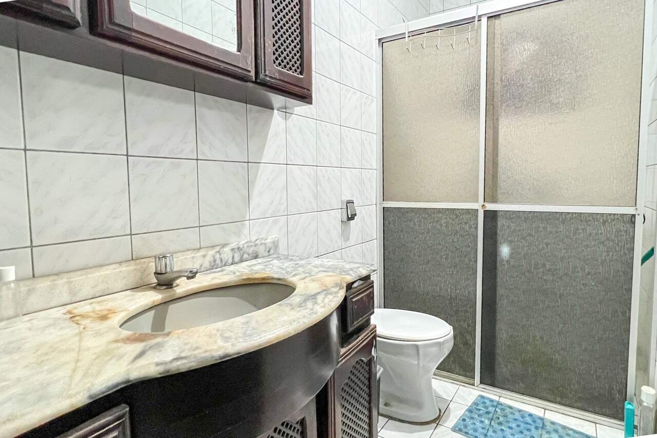 Casa à venda no bairro Escola Agrícola: 