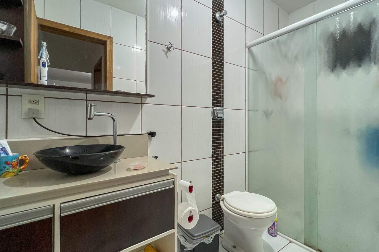 Casa à venda no bairro Escola Agrícola: 