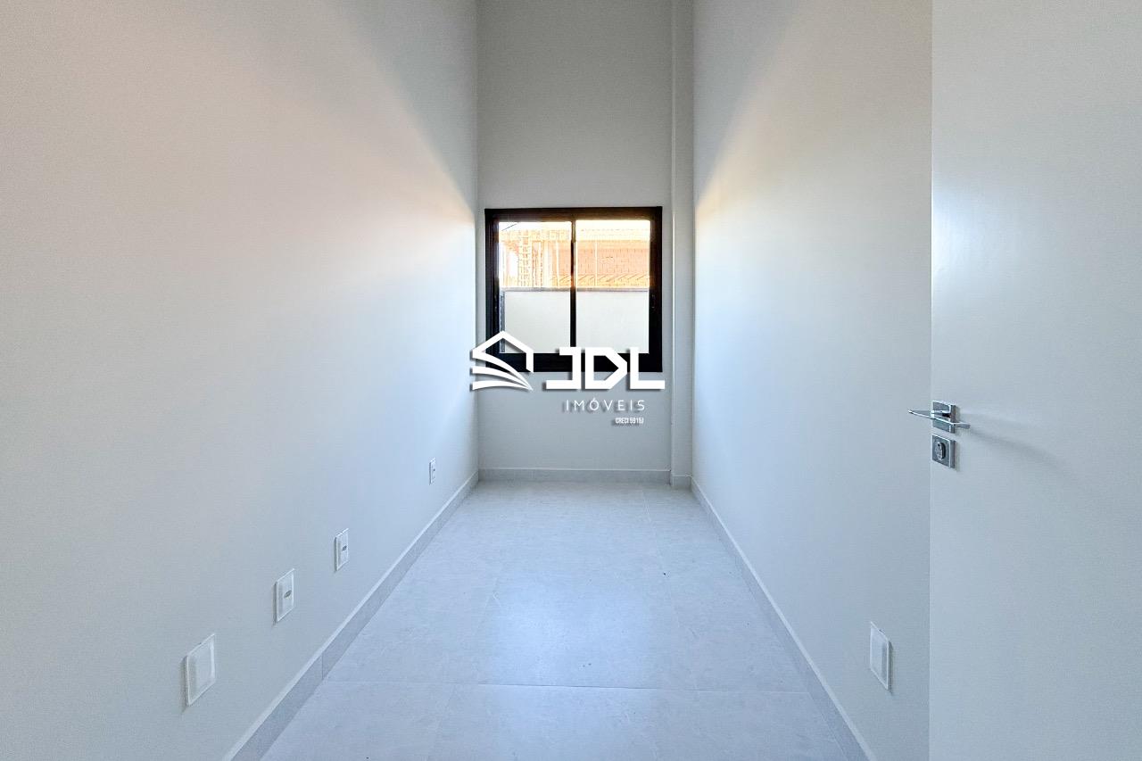 Casa à venda no bairro Ponta Aguda: 