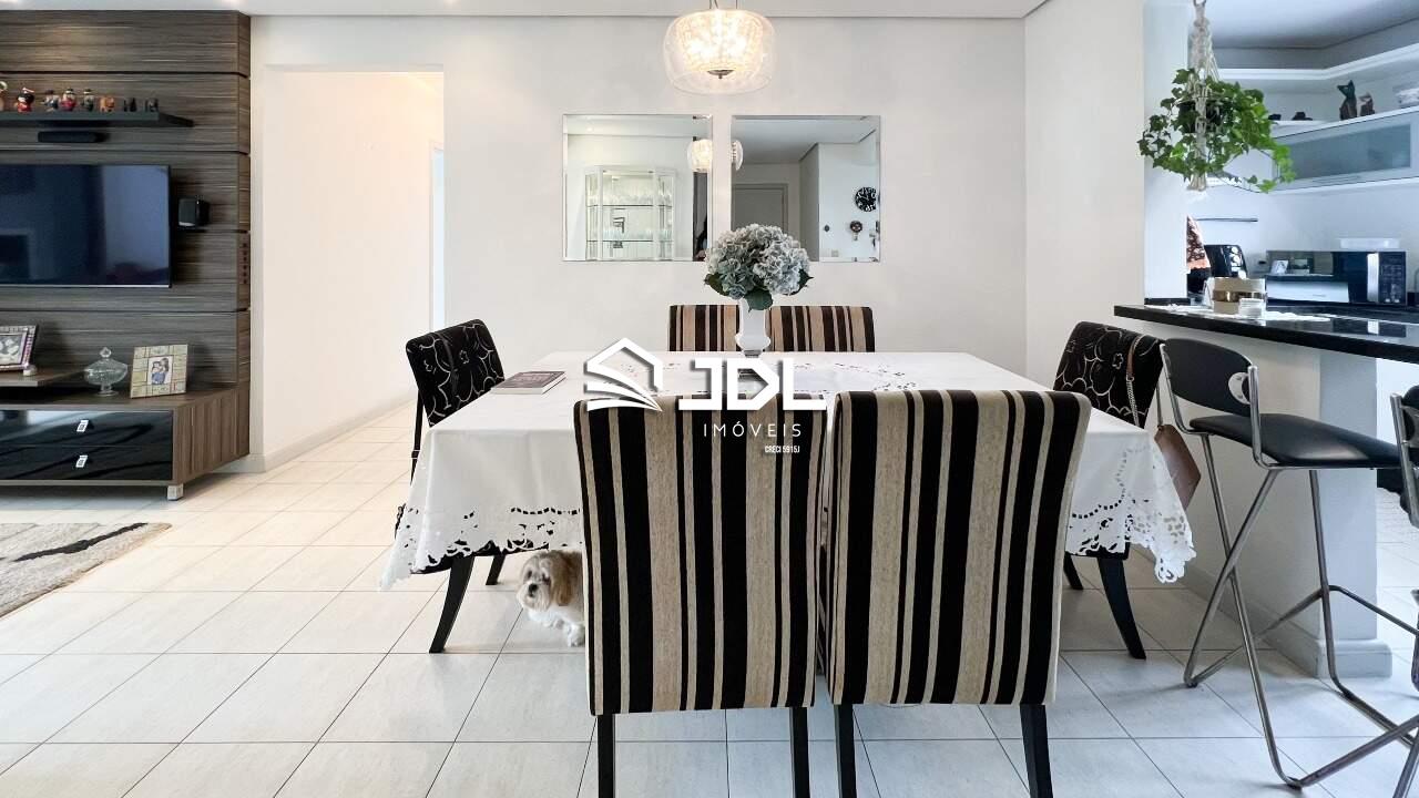 Apartamento à venda no bairro Vila Nova: 