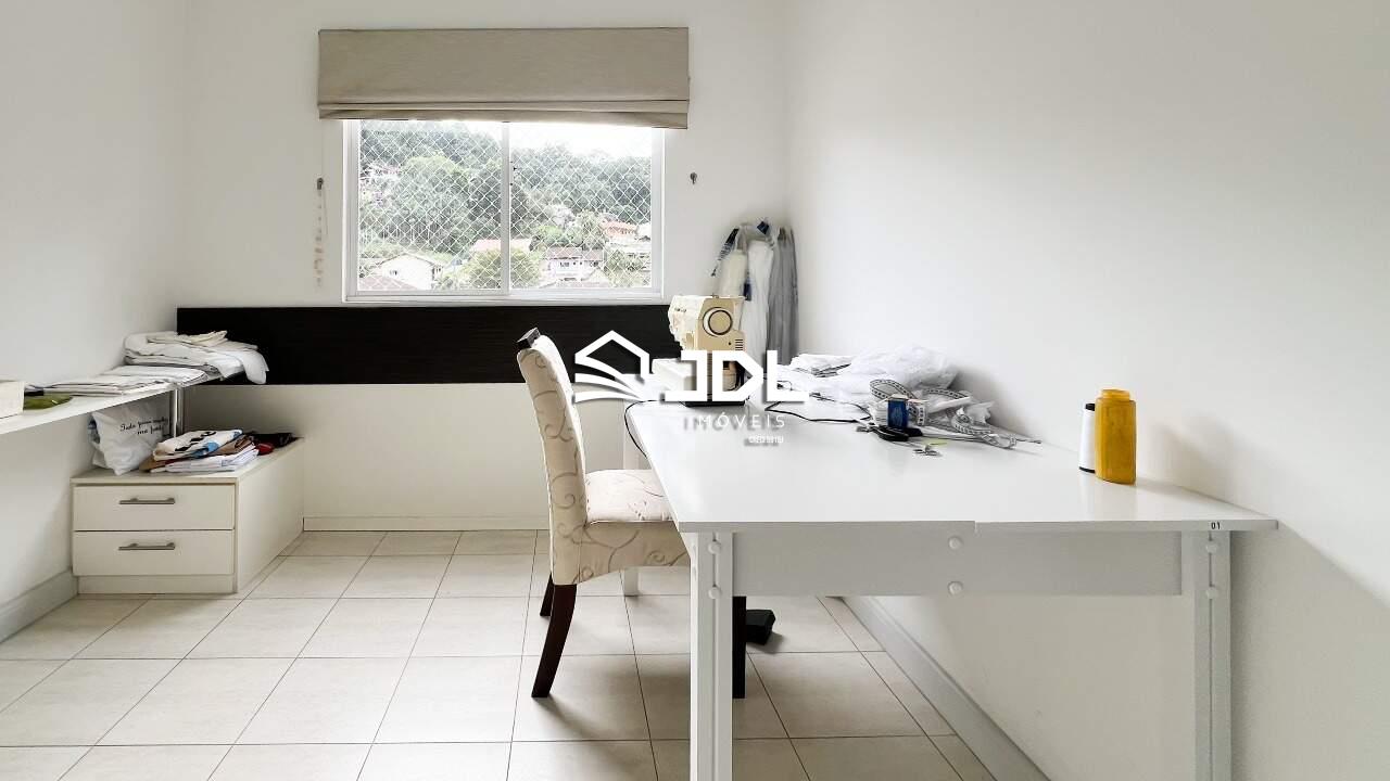 Apartamento à venda no bairro Vila Nova: 