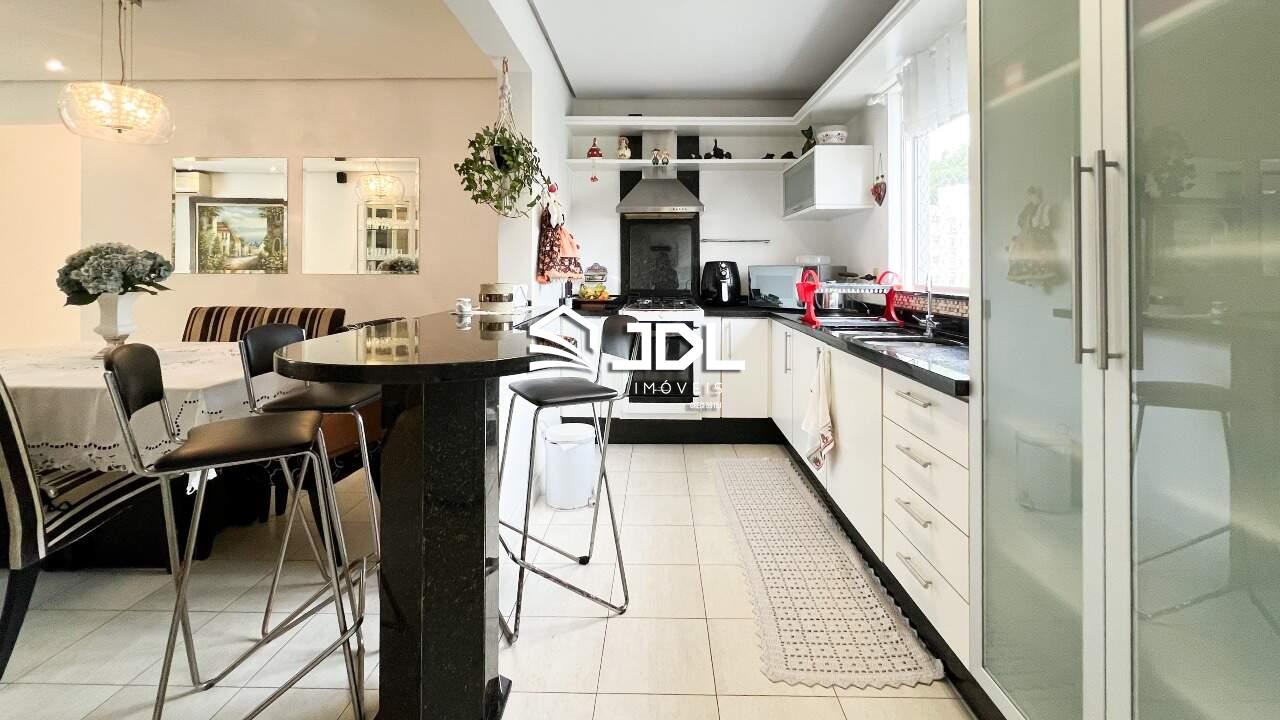 Apartamento à venda no bairro Vila Nova: 