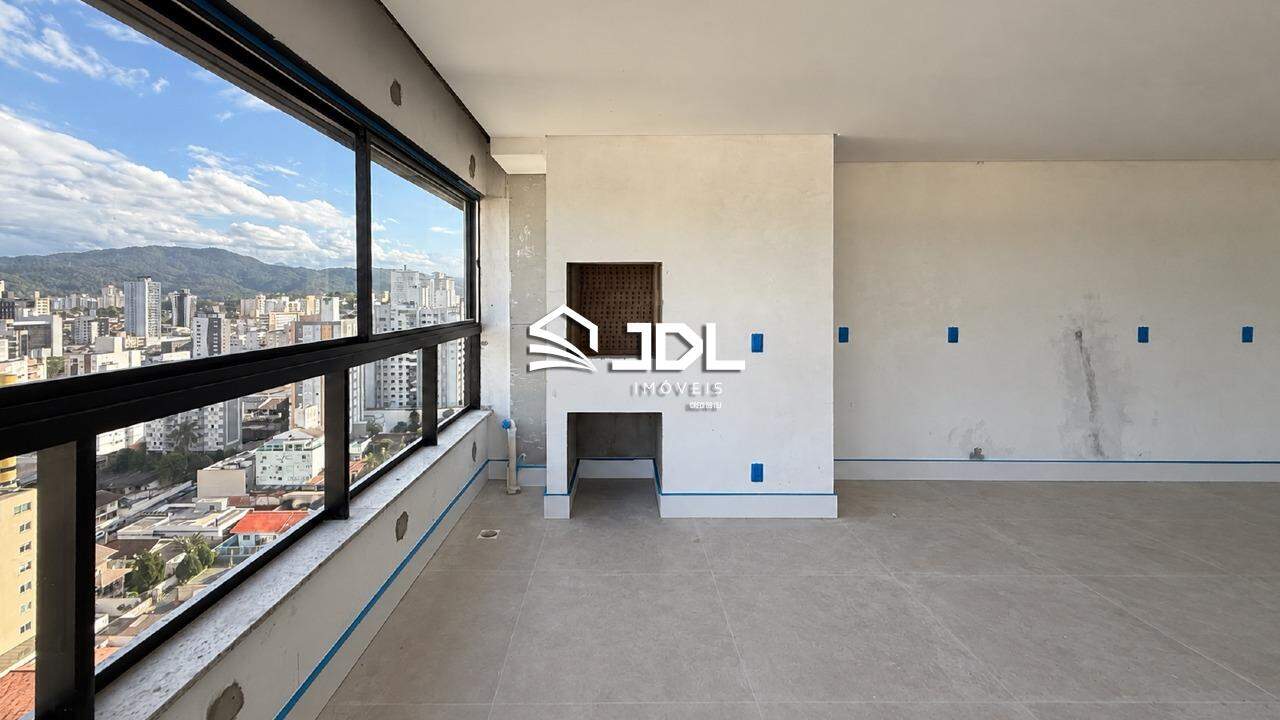 Apartamento à venda no bairro Itoupava Seca: