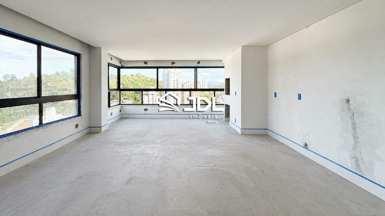 Apartamento à venda no bairro Itoupava Seca: