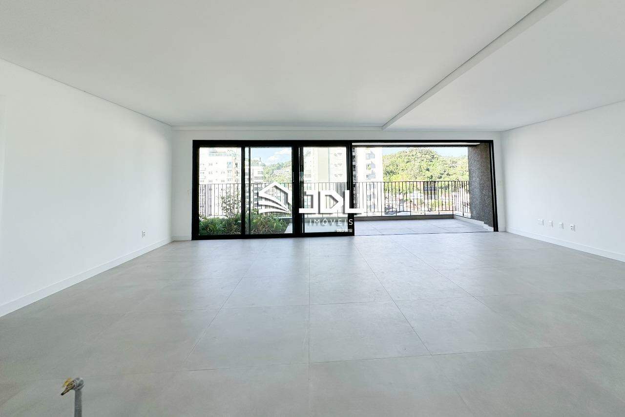 Apartamento à venda no bairro Victor Konder: 