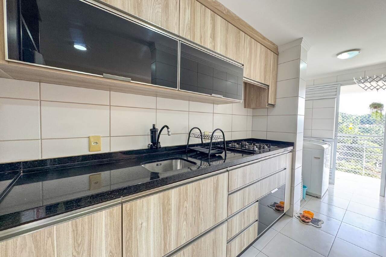 Apartamento à venda no bairro Escola Agrícola: 
