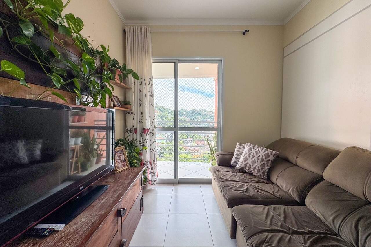 Apartamento à venda no bairro Escola Agrícola: 